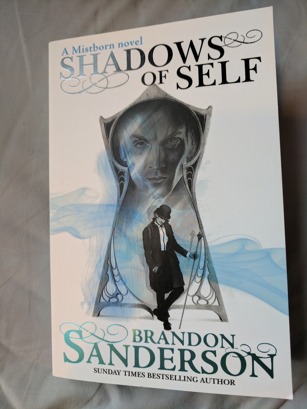Brandon Sanderson - Shadows of Self